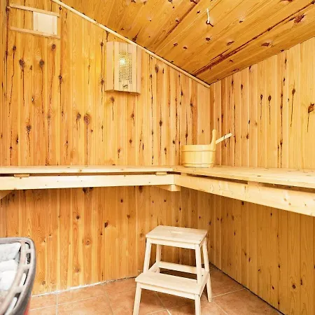Two-bedroom In 1 *